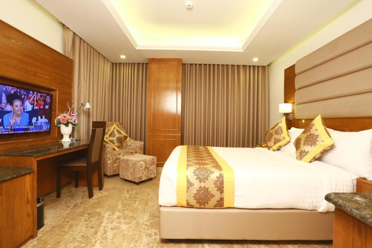 Marino Royal Hotel Dhaka Buitenkant foto