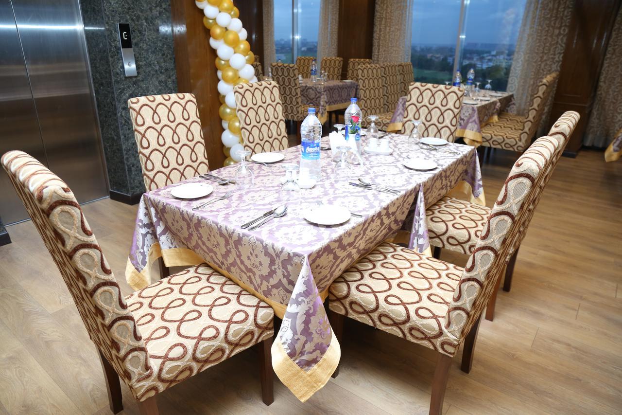 Marino Royal Hotel Dhaka Buitenkant foto